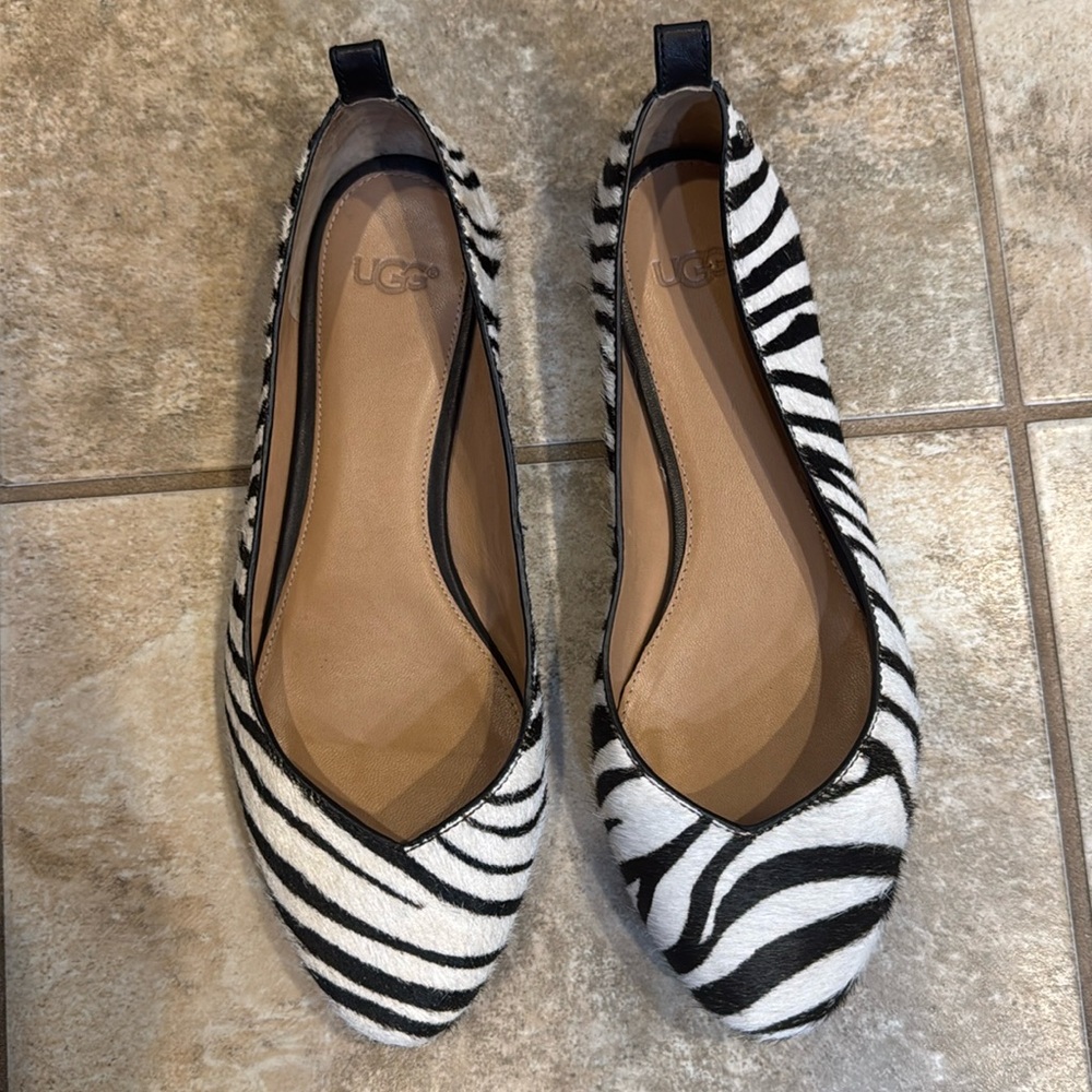 UGG zebra flats